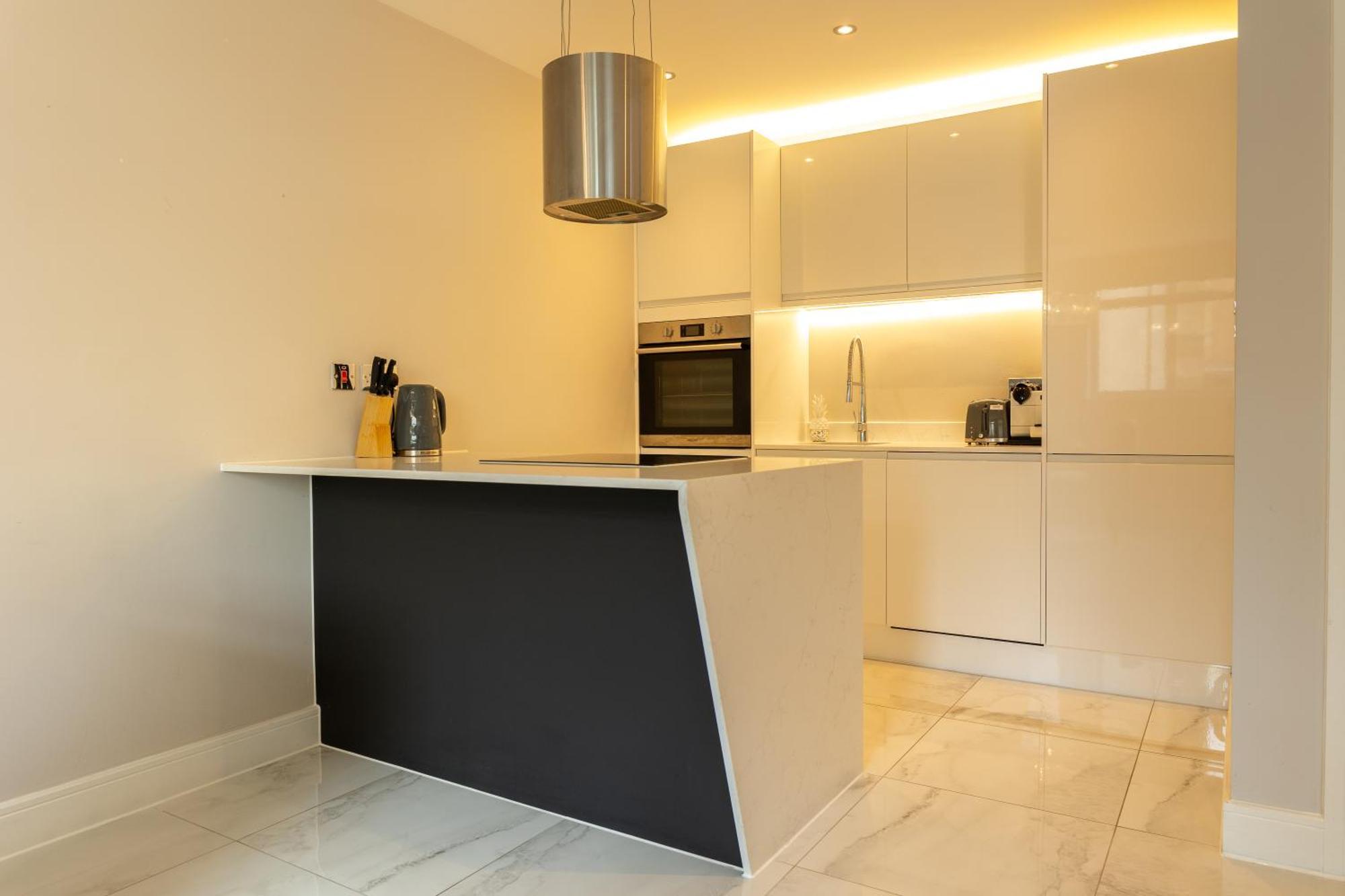 Exclusive Cardiff City Centre Apartment 외부 사진