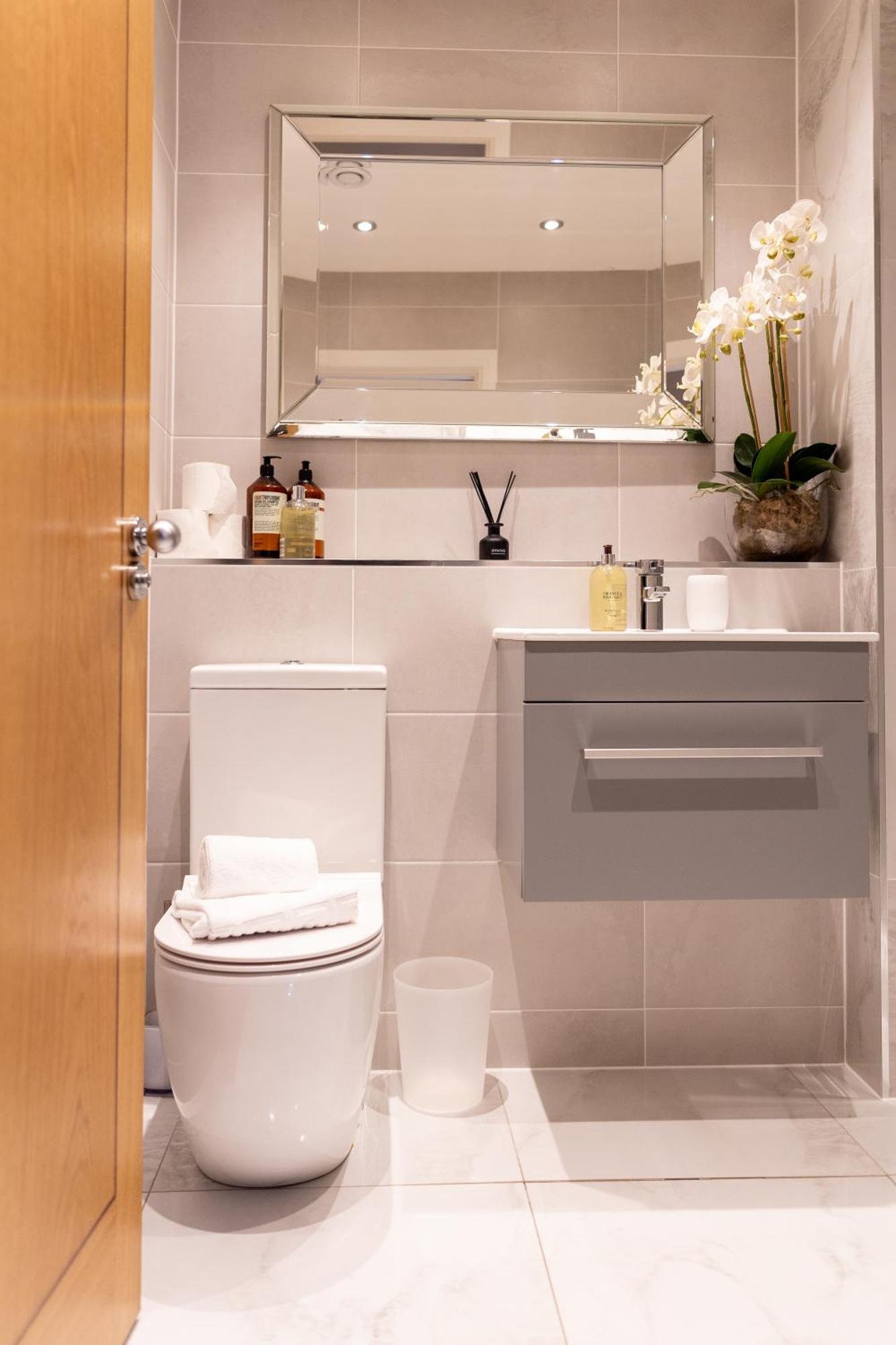 Exclusive Cardiff City Centre Apartment 외부 사진